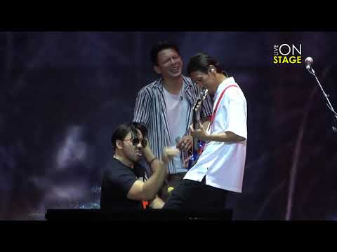 Noah Feat. David Bayu TOPENG live Synchronize Fest 2023