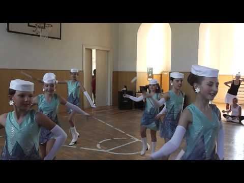 LEXY Kroměříž - miniformace - závěrečné vystoupení 18.6.2014