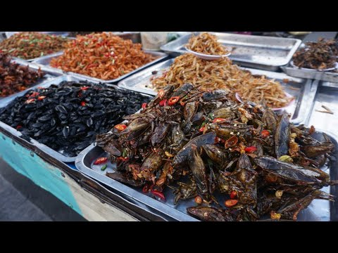 Amazing Exotic Khmer Food @Royal Palace - Activities of Khmer People Walk Out in Evening Sunday