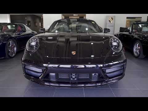 2021 Porsche911 Targa  4s exclusive features