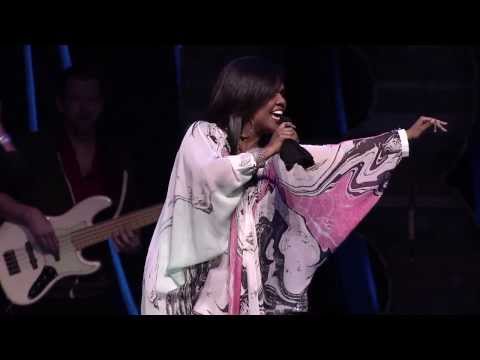 CeCe Winans Live - Hallelujah - Women of Faith 2013 Tour