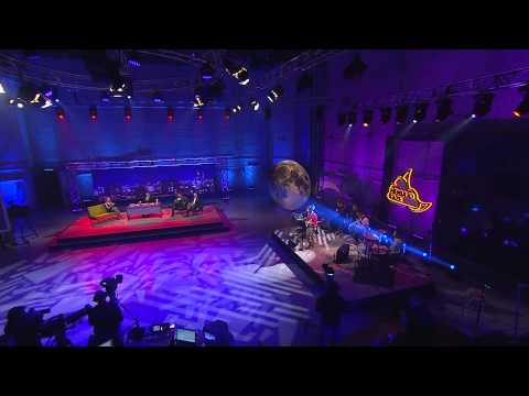 BALTASIS KIRAS - Saulė šviečia (Mėnulio fazė)