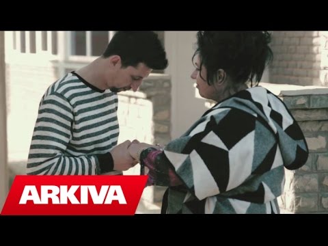 FLOWI ft. Rina - Nenes (Official Video HD)