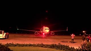 preview picture of video 'CanJet Boeing 737-800 taxiing at Punta Cana International Airport on 2nd January 2012'