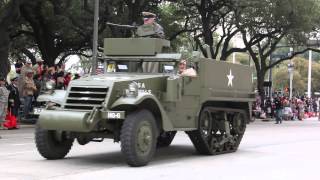 Houston le rinde homenaje a los veteranos
