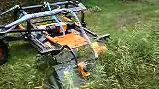 preview picture of video 'MOWER CLIPPER - THE NEW MOWER FOR VERGES TOO'