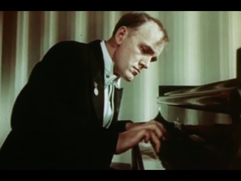 Sviatoslav Richter plays Chopin Scherzo no. 2, op. 31 - video 1953