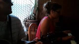 Ed & Baylor Carper perform "Out Of Round" (Shoes cover)