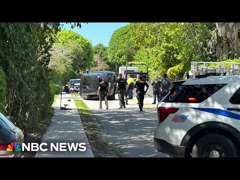 Tiger Woods involved in rollover crash in Florida