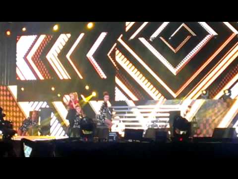 GDA 160113 [FANCAM] LEE HI 1,2,3,4 CUT