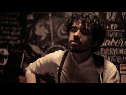 Matter Halo - Bila Bulan Tak Hadir (Live from "The Interviews of")