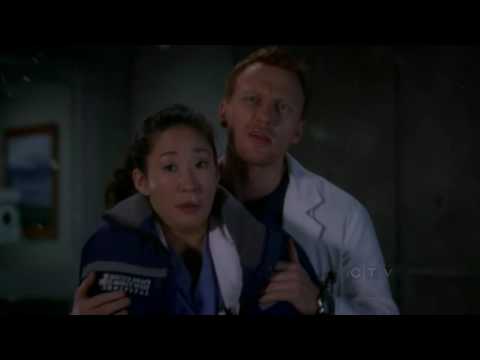 Grey's Anatomy 6x10 - Owen warms Cristina up (HQ)