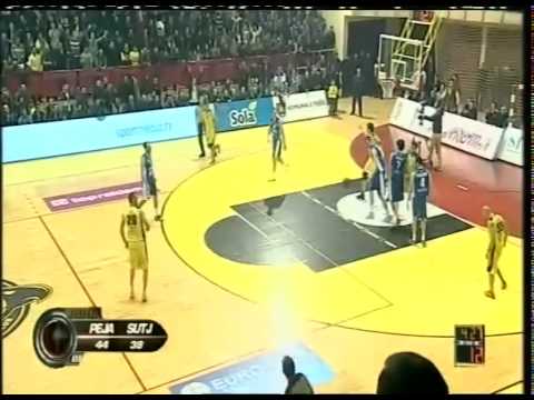 Jozo Brkic dunk vs Sutjeska