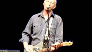 Billy Bragg - Greetings to the New Brunette