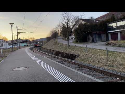 Rame Domino des CFF de passage à Pontenet