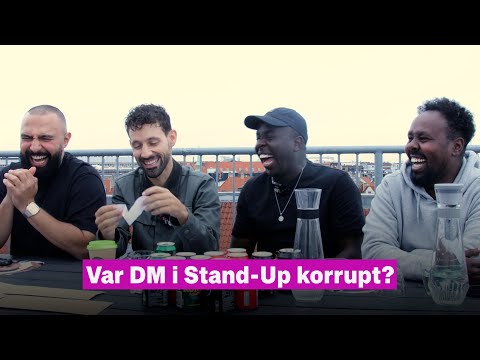 Fire komikere svarer på spørgsmål om hinanden.