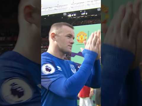 Rooney’s Welcome Back To Old Trafford 👏👏