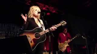 Lucinda Williams Side of the Road Live