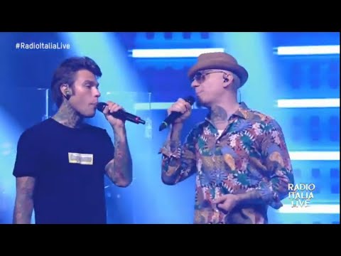 J-AX e Fedez - Vorrei ma non posto sul palco di #RadioItaliaLive