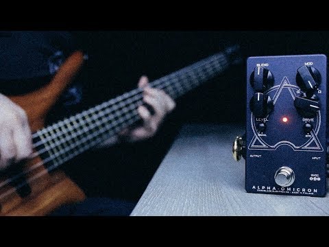 Slide 2 - Darkglass Alpha Omicron (video)