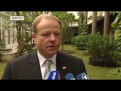 Entwicklungsminister Niebel auf neuen Wegen | Politik Direkt