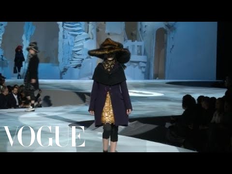 Fashion Show - Marc Jacobs: Fall 2012 Ready-to-Wear