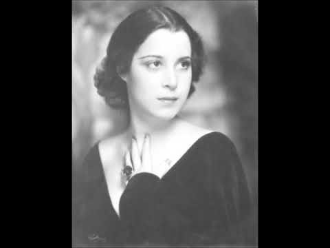 Kitty Carlisle with Russ Morgan and His Orchestra – Beat Out Dat Rhythm on a Drum, 1945