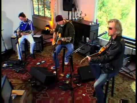 Roadhouse Blues - Daryl Hall with Robby Krieger & Ray Manzarek of The Doors
