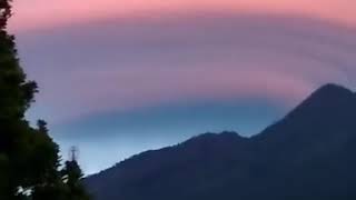 Download lagu History wa fenomena Alam kemaren di gunung lawu mp3