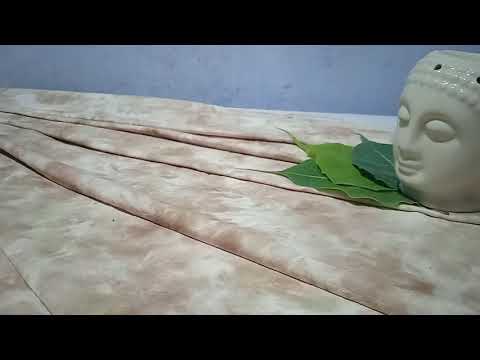 Bundle dyeing with onion skin