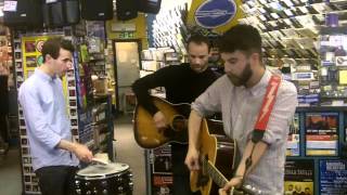 Tom Williams And The Boat - Too Young (acoustic) - at Banquet Records