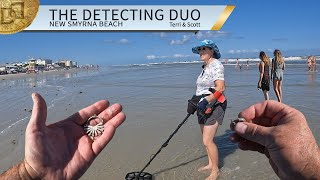 Finding More Earrings Metal Detecting New Smyrna Beach Florida | The Detecting Duo