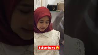 Download lagu Prilly Latuconsina pakai jilbab main ke rumah Zaskia dan Shireen Sungkar mp3