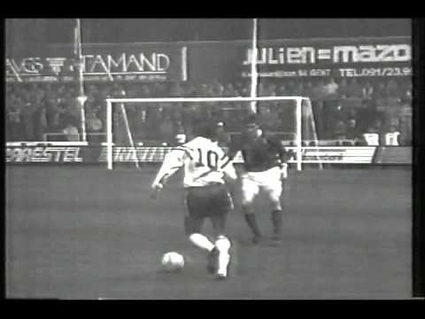 1991 (November 27) KAA Gent (Belgium) 2-Dinamo Moscow (USSR) 0 (UEFA Cup).avi