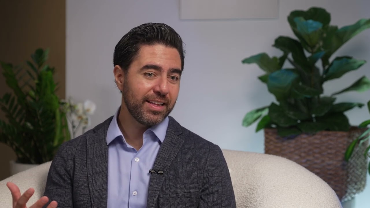 Daniel Vogel, Founder + CEO, Bitso and Adalberto Flores, Founder + CEO, Kueski