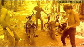 Download lagu Latest Sasak Song: Biji Band - Burung Merarik mp3 Download lagu Latest Sasak Song: Biji Band - Burung Merarik mp3