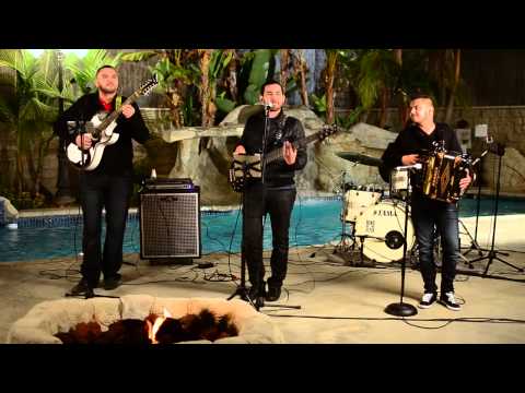 Grupo Escolta en vivo 2014 "Pasos Firmes (El 15 De La Rosca)"