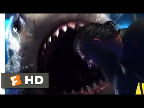 Deep Blue Sea 2 (2018) - Shark vs. Scuba Diver Scene (5/10) | Movieclips