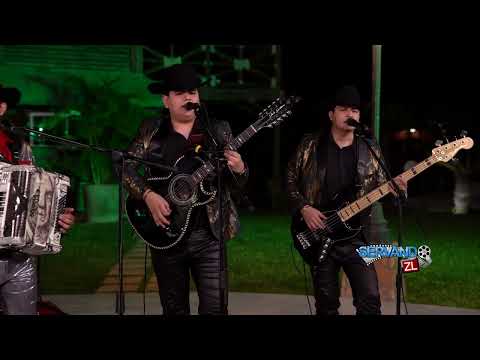 Los Juniors de Mexicali Ft. Los Varones de Culiacán - La Vida en el Rancho (EN VIVO)