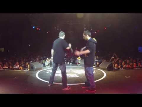 Blon vs Dani - Final  Barcelona - Redbull Batalla de los Gallos 2013 (Oficial)
