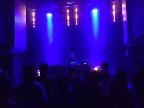 Tom Neptunes live at Petit Bain, Paris (2013)