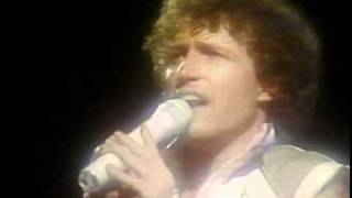 Andy Gibb - Me (Without You) (1984 Live In Chile - Part I - 14)