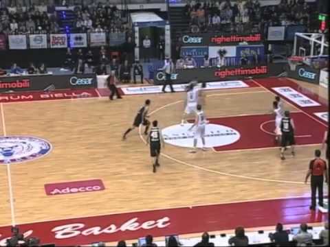 Angelico Biella -Aquila Basket Trento: highlights