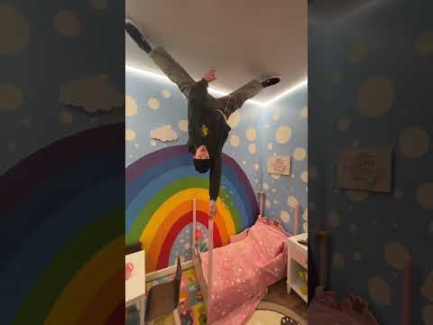 One finger handstand?! #youtubeshorts