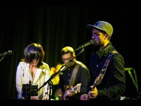 Dont Move - Phantogram