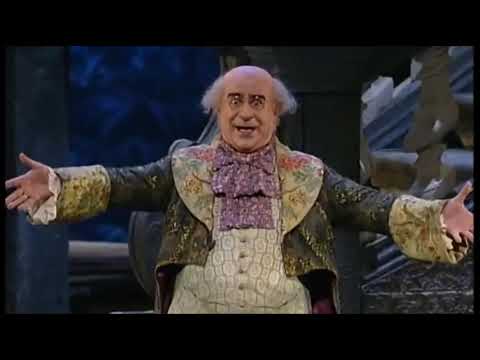 Rossini: La Cenerentola - "Sia qualunque delle figlie" - Enzo Dara