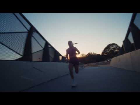 Смарт-годинник Garmin Forerunner 970 Whitestone/Amp Yellow (010-02969-11)