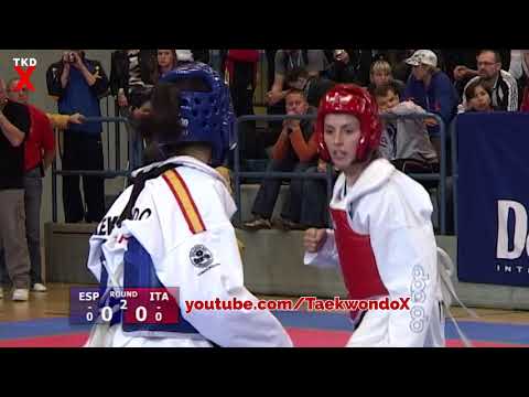 Taekwondo Euros 2006 Female Bantam Weight Semi Final A Rica (ESP) v F Mastrantoni (ITA)