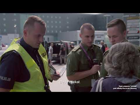 Check out the funniest moments from the show! [Airport]