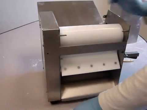 Somerset CDR-100 Countertop Single Pass Dough Sheeter, 10" Synthetic Rollers, Side Operation 3 image